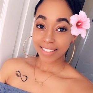 Meet your Posher, Jessica